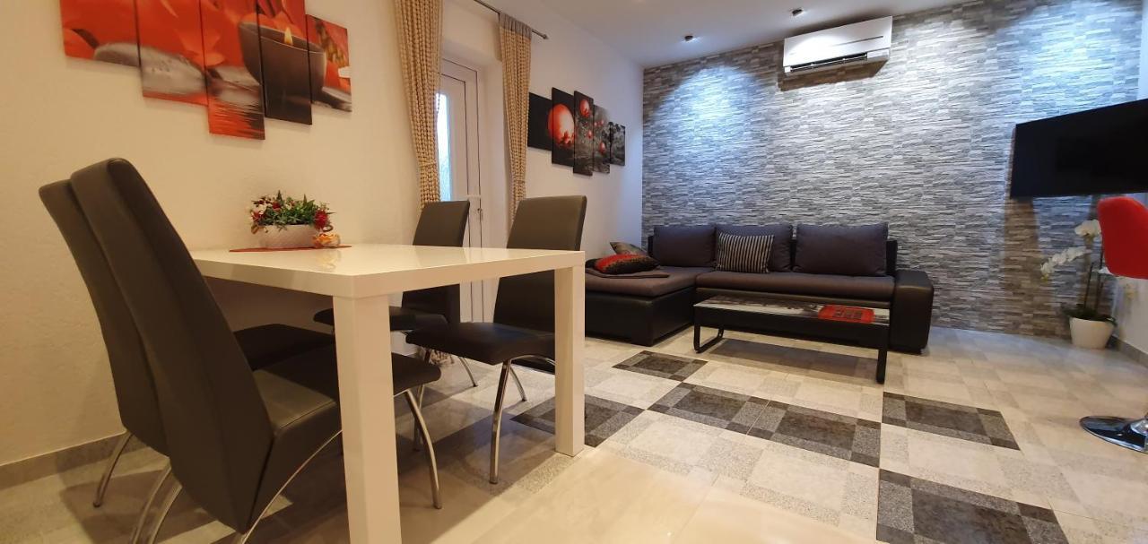 Holiday Home Jass Near Makarska Zagvozd ภายนอก รูปภาพ