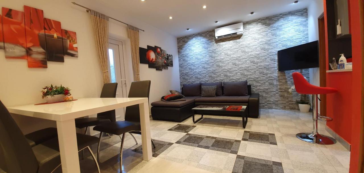 Holiday Home Jass Near Makarska Zagvozd ภายนอก รูปภาพ
